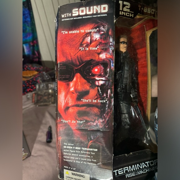 12-inch TERMINATOR 3 - RISE OF THE MACHINES: WITH SOUND - Picture 4 of 7